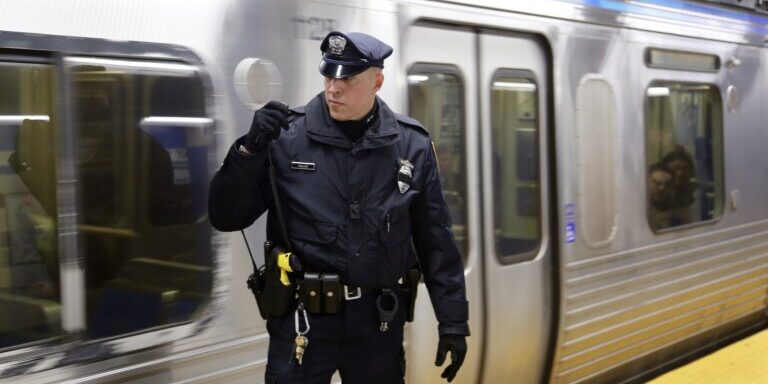 Paul Davis: The grinch in your pocket — eight things pickpockets don’t want you to know